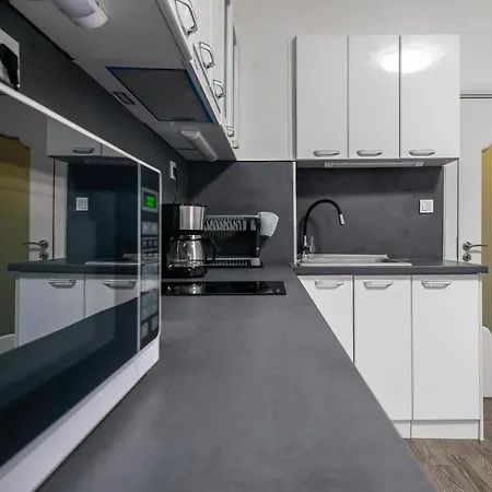 2bd Citrus Apartment, Aristocratic Living By Flat Mаnager Apartment